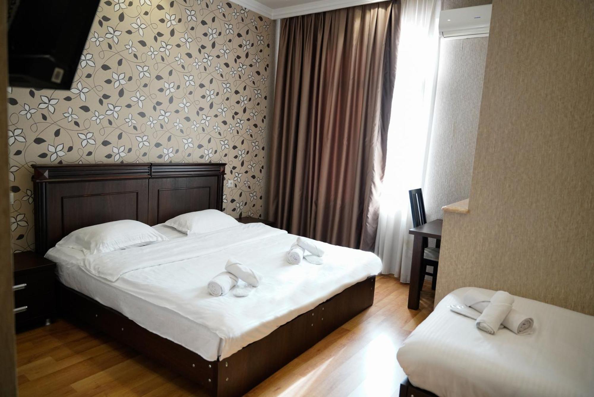 Hotel Monopoli קוטאיסי מראה חיצוני תמונה