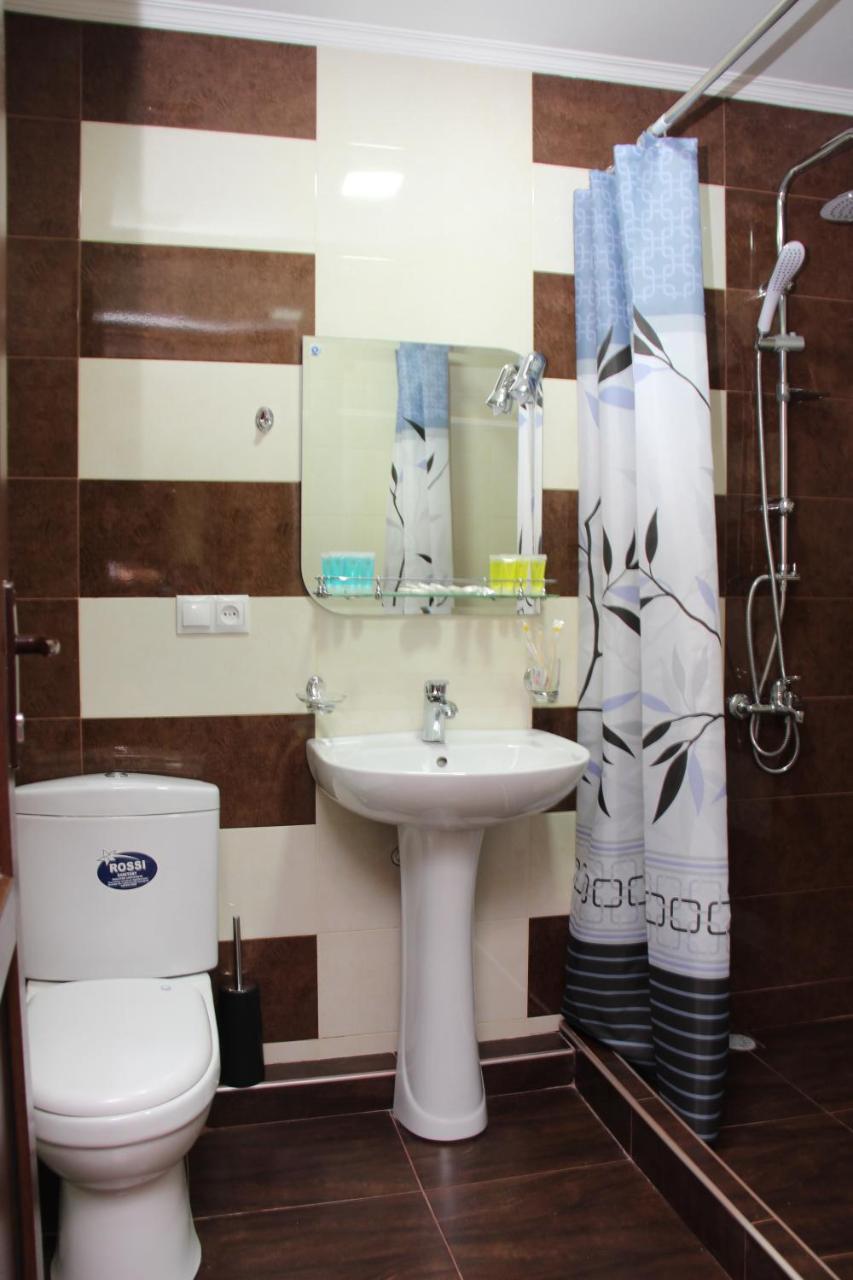 Hotel Monopoli קוטאיסי מראה חיצוני תמונה